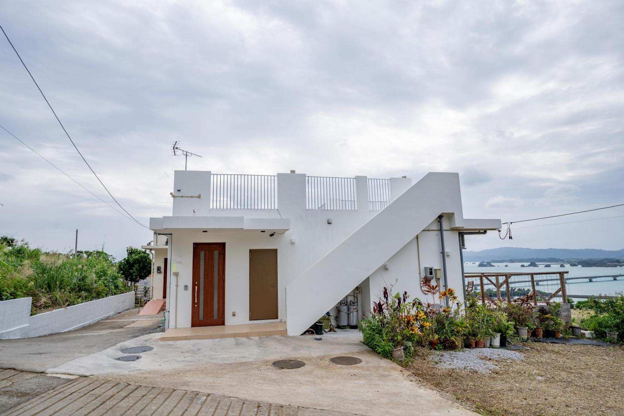 ペンションパシフィカ古宇利 Villa Kui Dış mekan fotoğraf